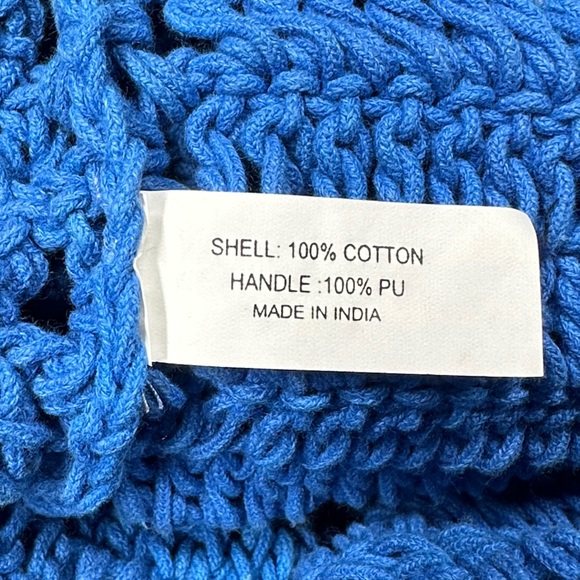 VINTAGE HAVANA | Large Blue Crochet Hobo Sling Beach Shopping Bag - Picture 10 of 13